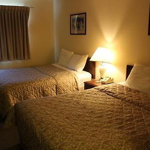 Standard Zimmer mit Kingsize-Bett